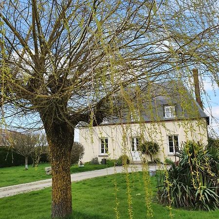 Au Petit Paradis Sainte-Gauburge-Sainte-Colombe Екстериор снимка