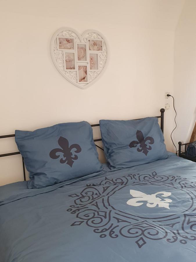 Au Petit Paradis Sainte-Gauburge-Sainte-Colombe Екстериор снимка