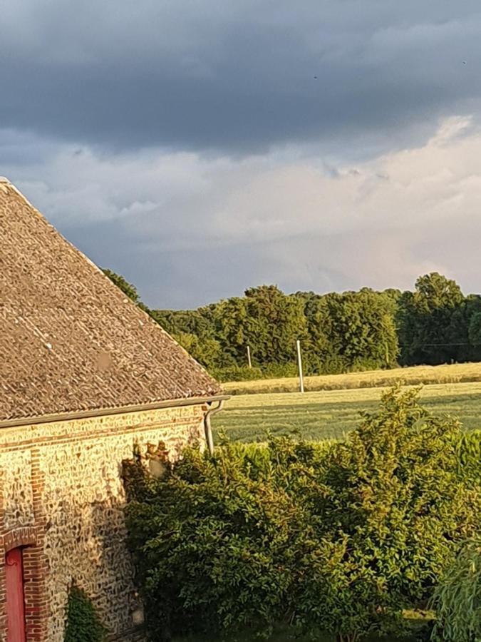 Au Petit Paradis Sainte-Gauburge-Sainte-Colombe Екстериор снимка