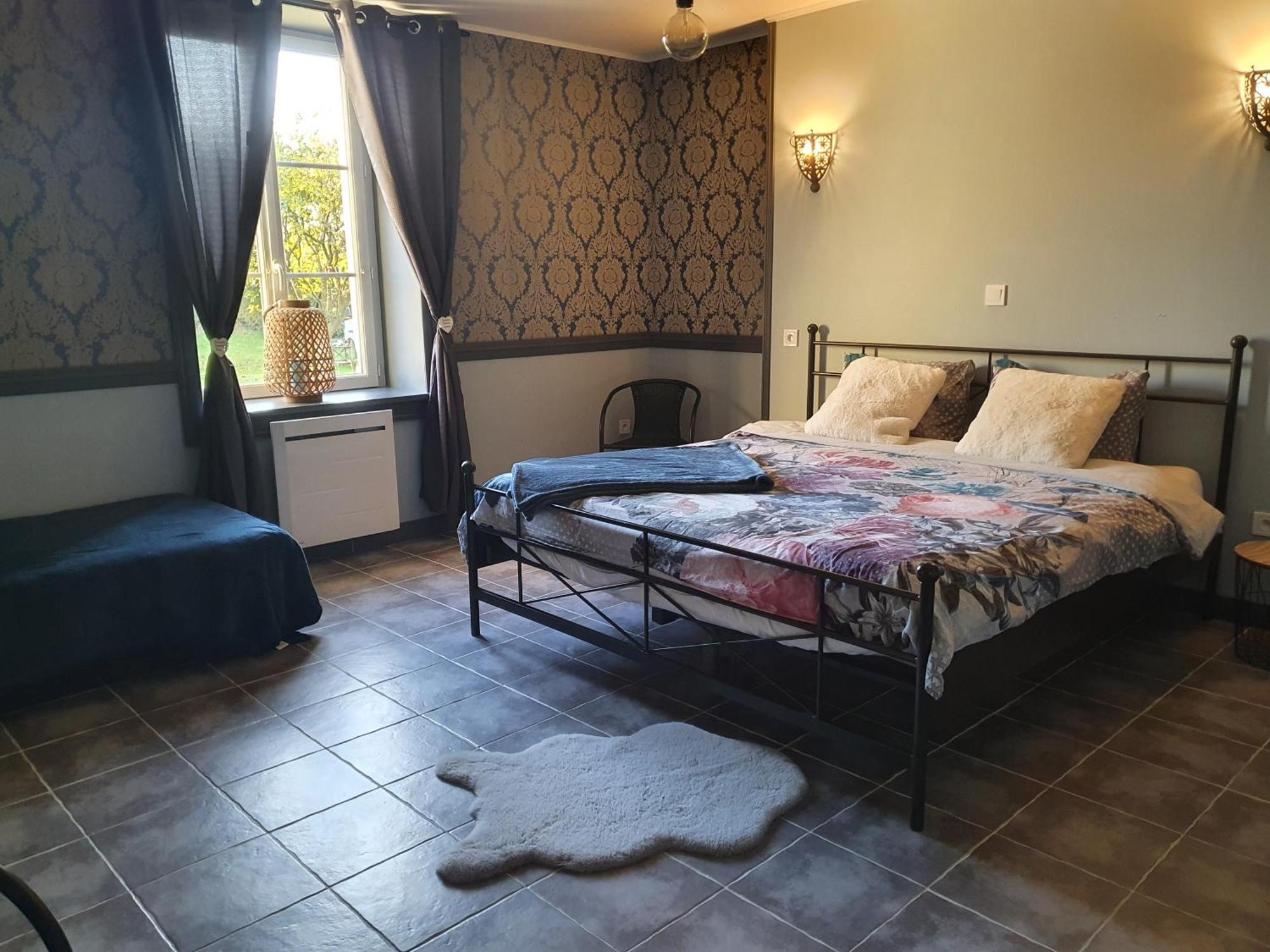 Au Petit Paradis Sainte-Gauburge-Sainte-Colombe Стая снимка