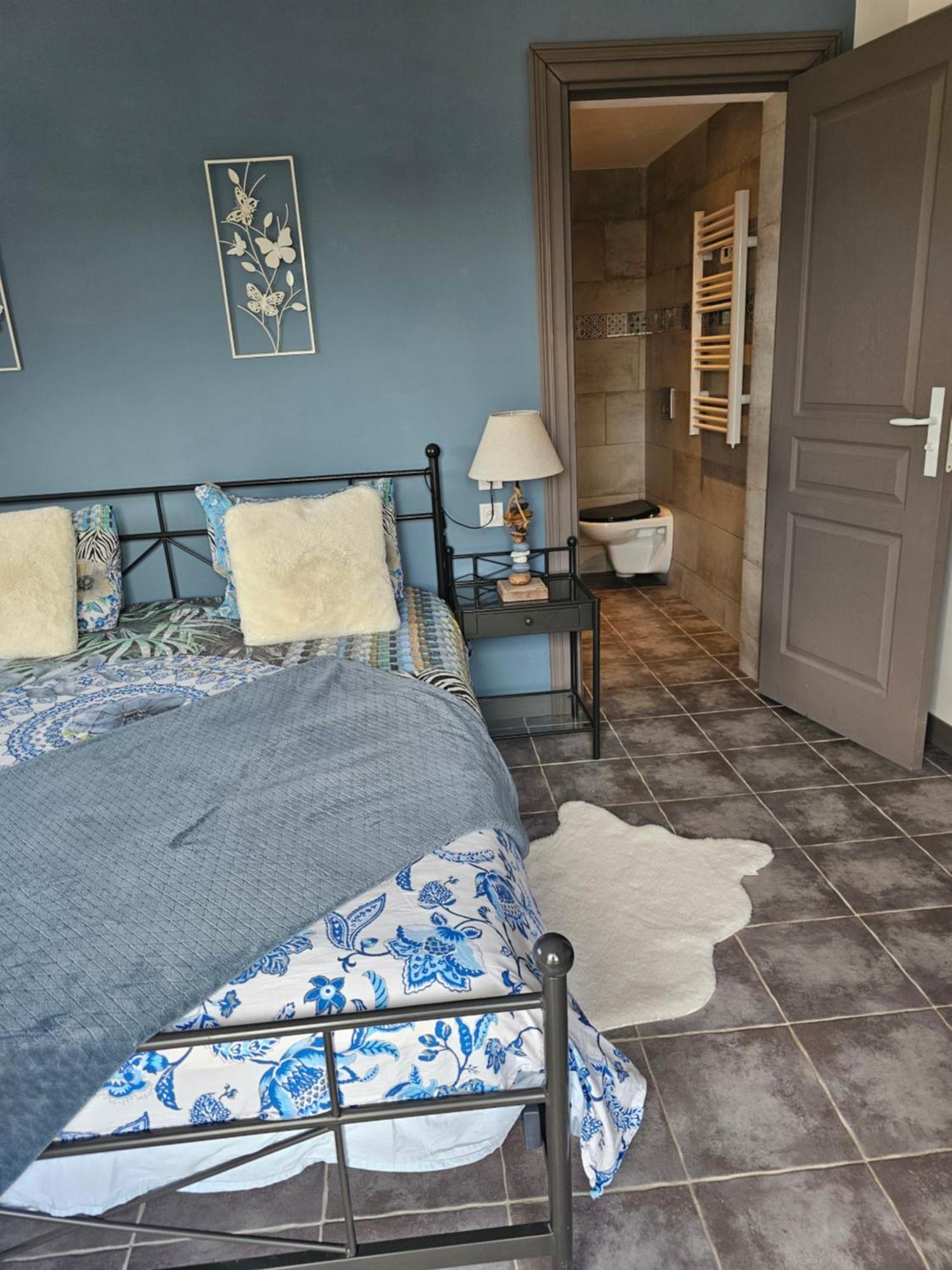 Au Petit Paradis Sainte-Gauburge-Sainte-Colombe Екстериор снимка